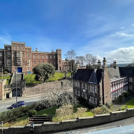 Clifton House * Bristol